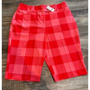 NYC checkered red plaid shorts size large
